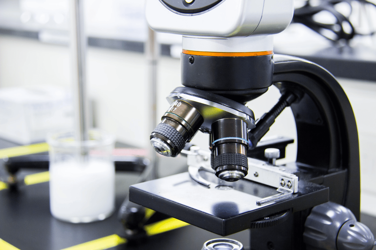 microbiological-lab-analytical-lab-microscope-quality